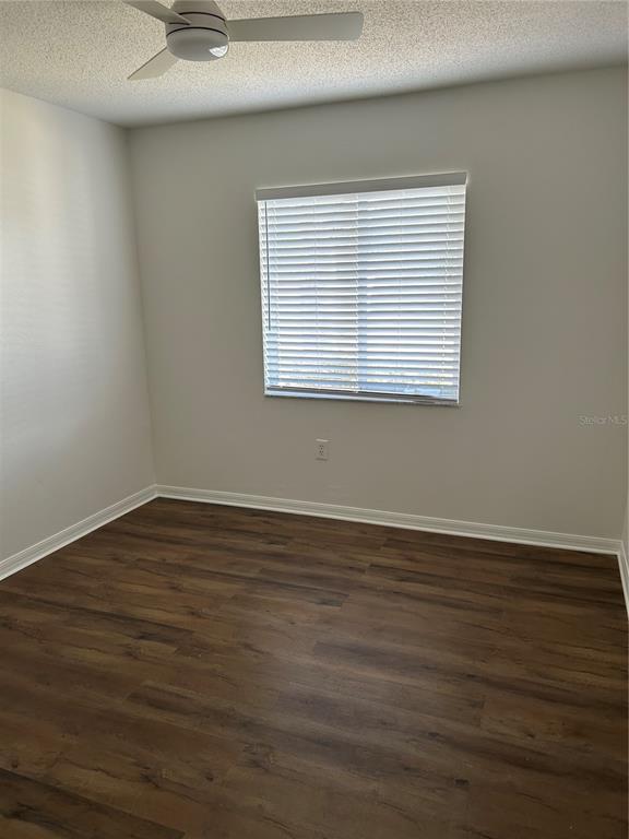 Building Photo - 1515 Silktree Ct