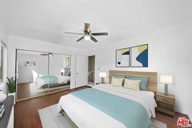 Building Photo - 11585 Riverside Dr