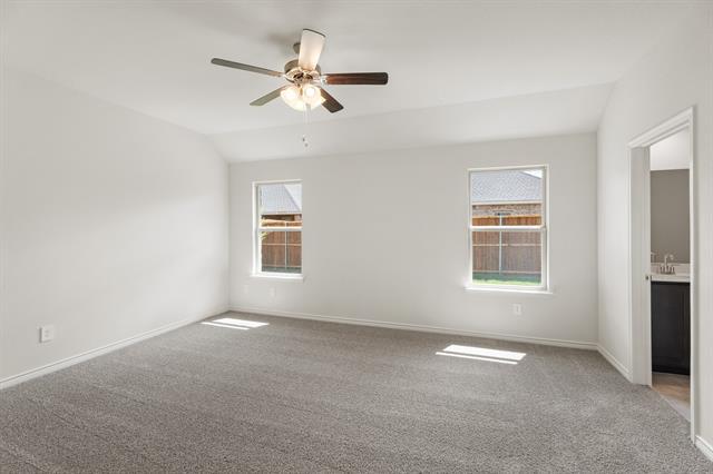 Building Photo - 647 Carters Grv Dr