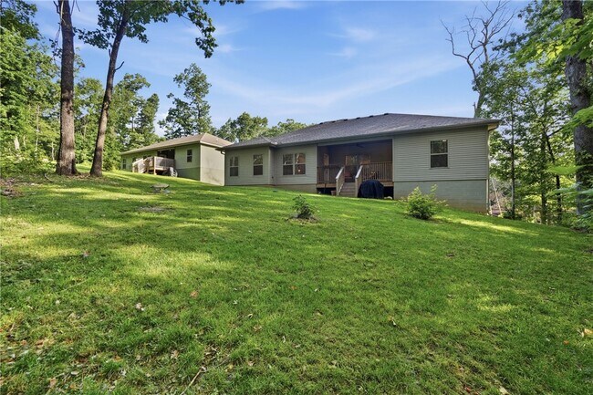 Building Photo - 8 Leyland Dr