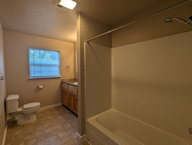 Building Photo - 4-Bedroom, 2-Bath Home In The Amazon Area ...