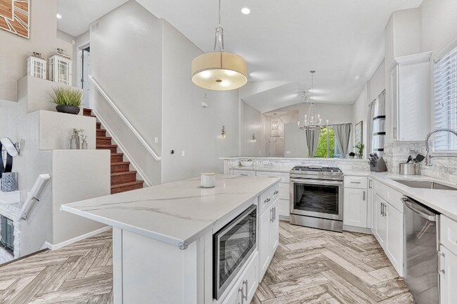 Building Photo - 10566 Cherrybrook Cir