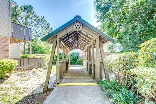 Building Photo - 5005 Georgi Ln