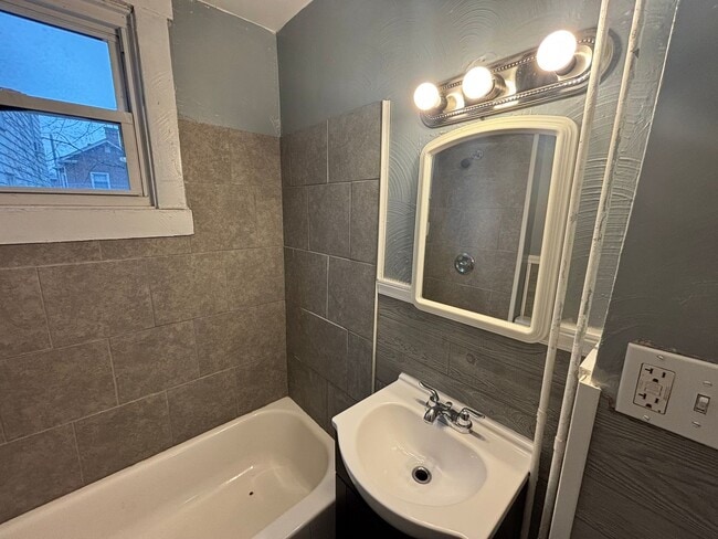 Building Photo - New Year, New Home, $500 Off!  This is a Lease-to-Own – Not a typical rental.