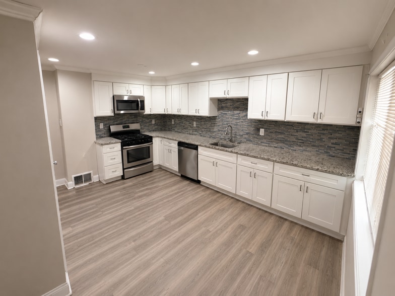Kitchen - 27 Church St