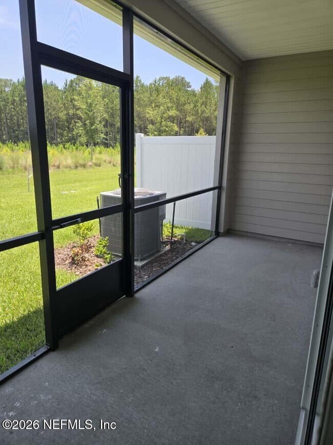 Building Photo - 198 Hubbard Bnd