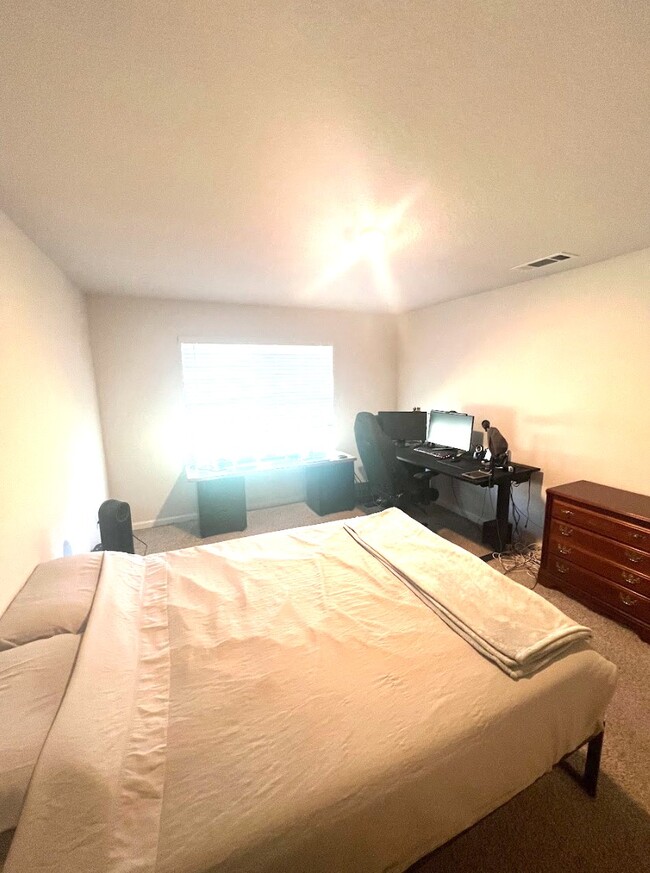 Building Photo - 4396 Winged Elm Ct