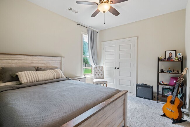 Building Photo - 4513 Chestnut Hill Dr