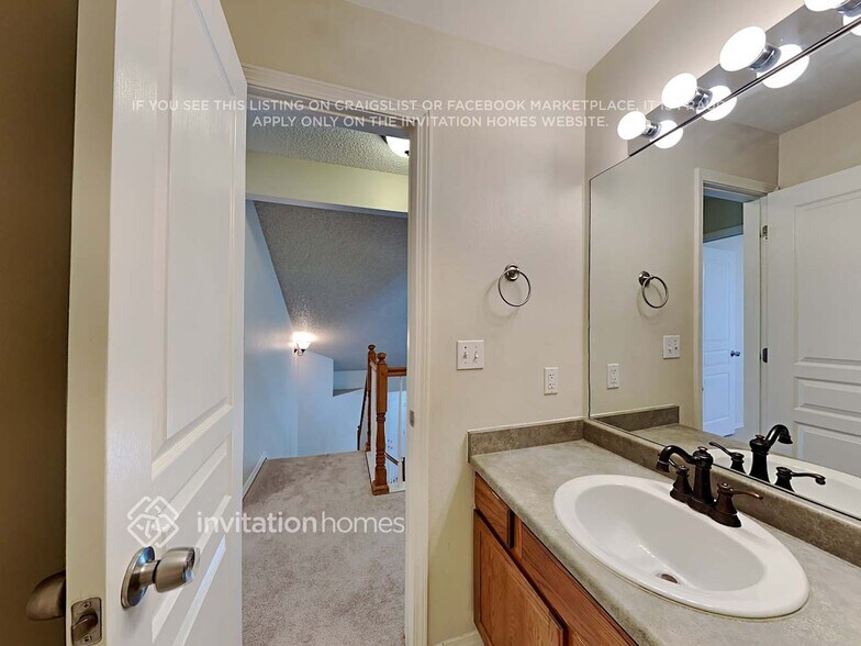 Building Photo - 5003 Butterfield Dr