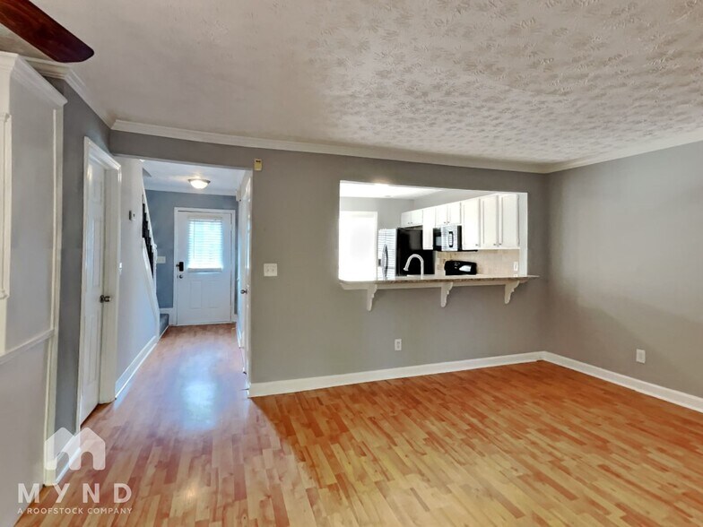 Building Photo - 3588 Kennesaw Station Dr