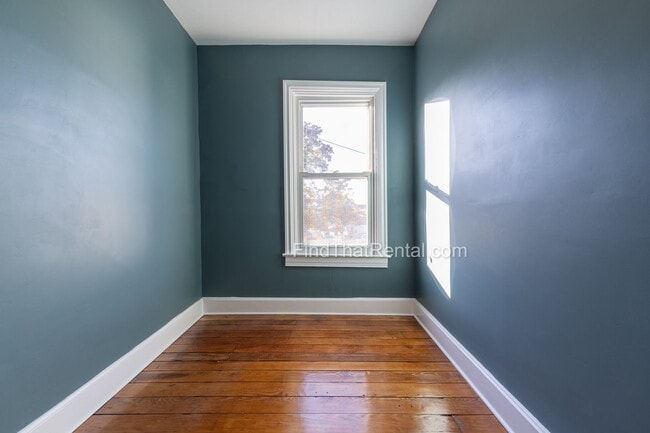 Building Photo - Downtown Carlisle Beautifully Renovated Pe...