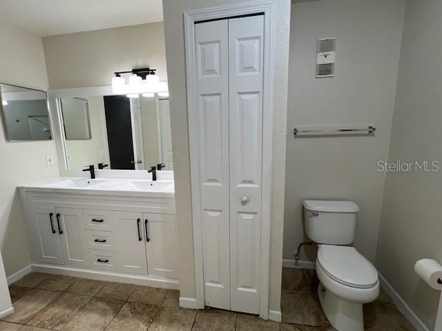 Building Photo - 13028 Plantation Park Cir