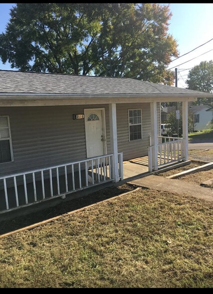 Building Photo - 2600 Knott Rd