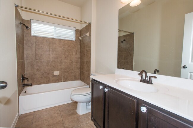 Building Photo - Cedar Park Beauty - Leasing Now