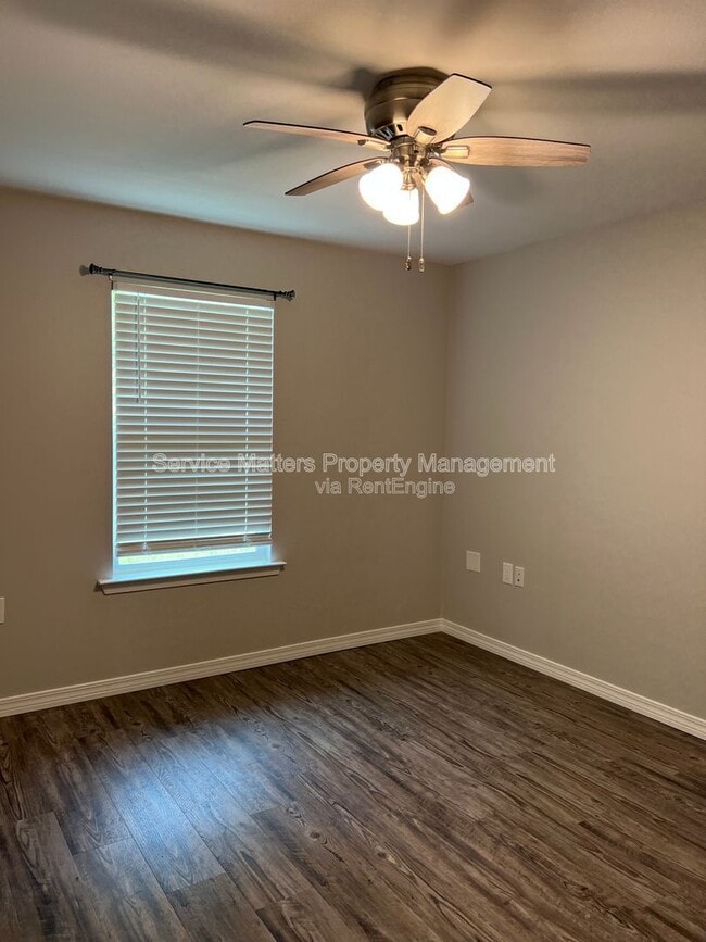 Building Photo - 6858 Stirrup Ln