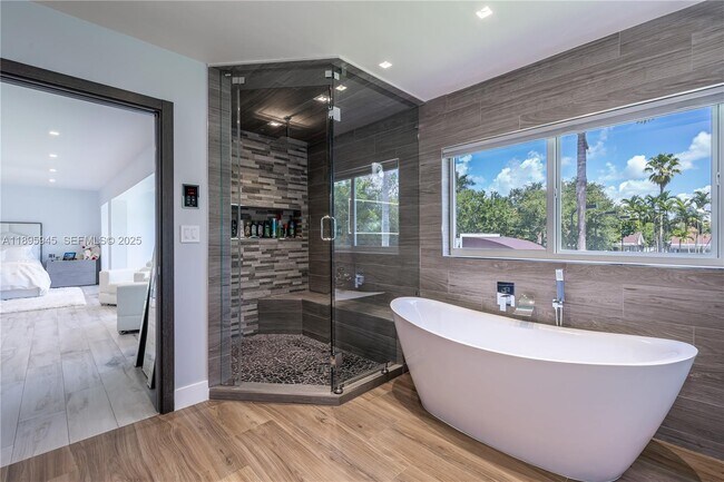 Building Photo - 11531 SW 93rd St