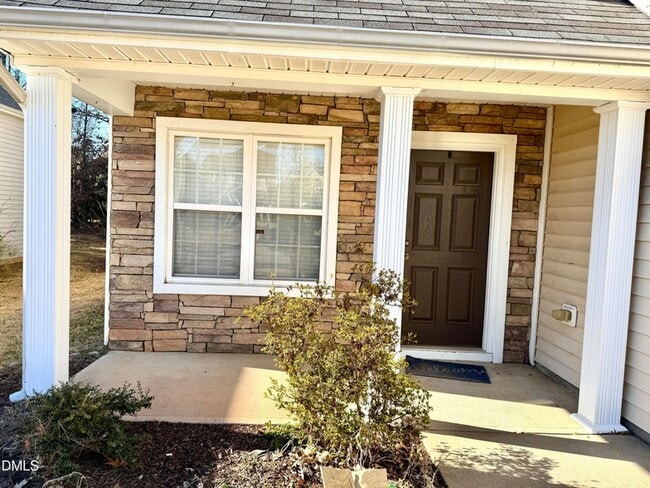 Building Photo - 316 Valley Glen Dr