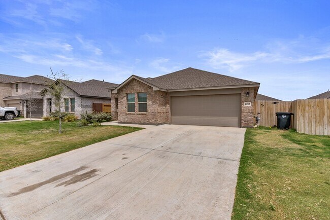 Building Photo - 7705 Brown Bark Rd