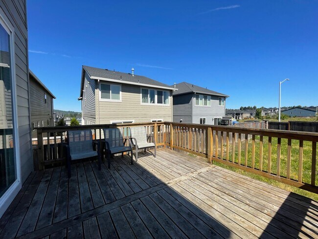 Building Photo - 4Bd/2.5Ba Gresham Home ~ Community Playgro...