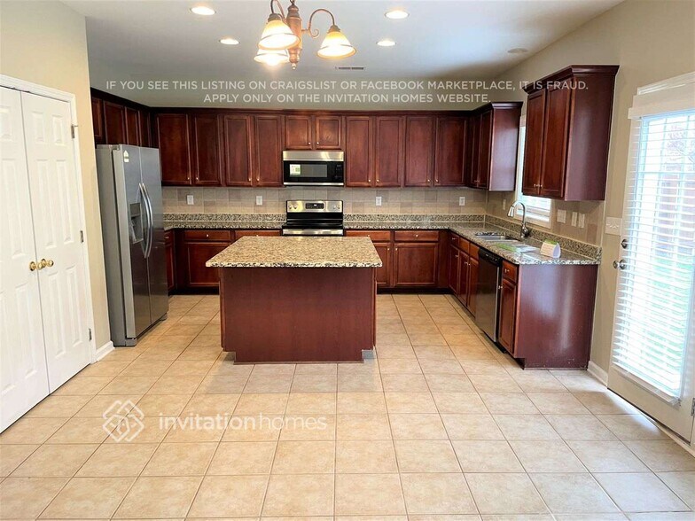 Building Photo - 2316 Godsey Wood Dr
