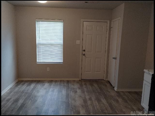 Building Photo - 1304 Yarrow Dr