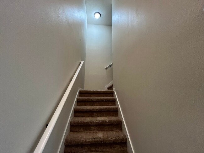 Building Photo - 3/2 Townhome at Water's Edge in Lake Nona