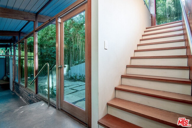 Building Photo - 10410 Quito Ln