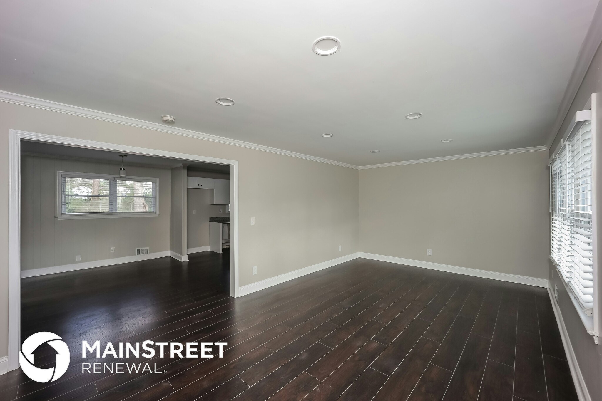 Building Photo - 3785 Benchmark Dr