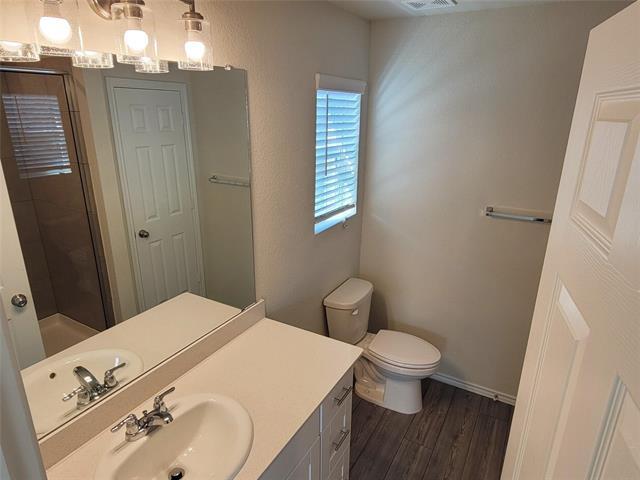 Building Photo - 1049 Knightly Ln