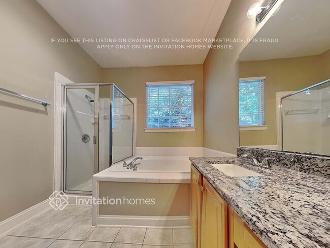 Building Photo - 6800 Charter Hills Rd