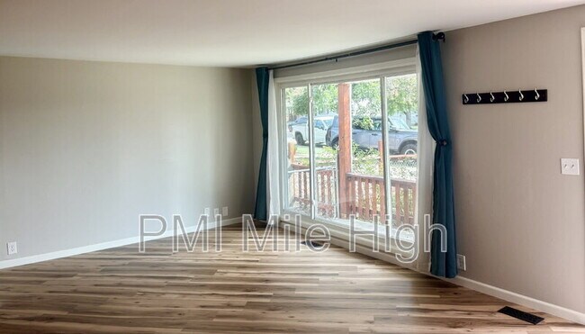 Building Photo - 7221 Canosa Ct