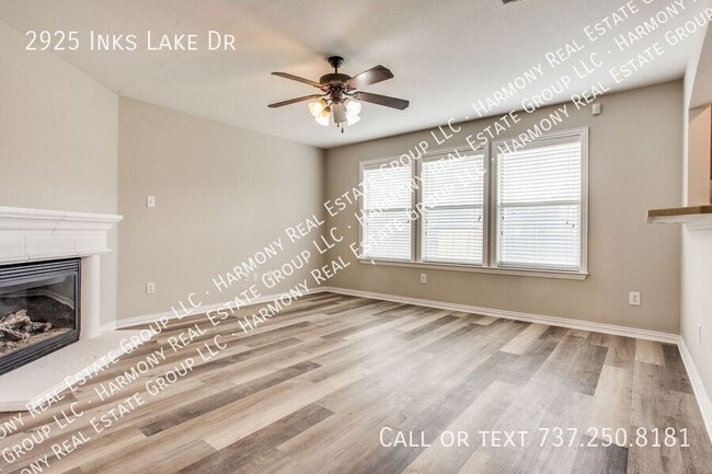 Building Photo - 2925 Inks Lake Dr