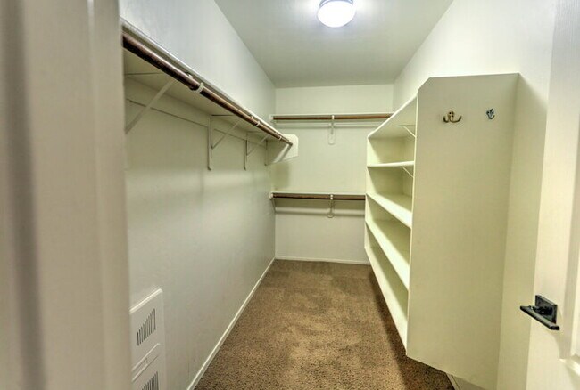 Building Photo - Madera Highlands