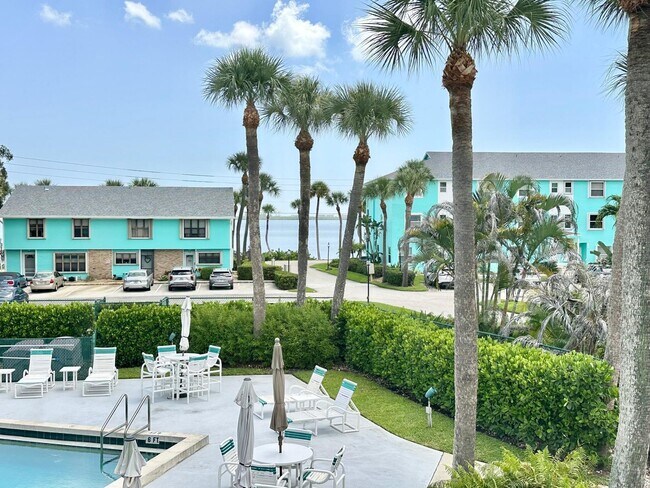 Building Photo - 13509 S Indian River Dr