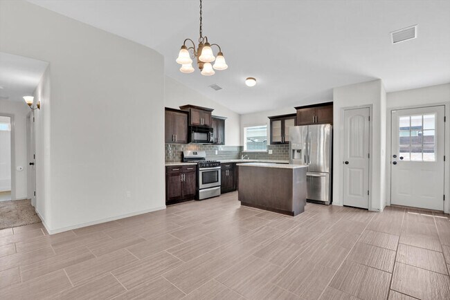Building Photo - 14900 Tim Hardaway