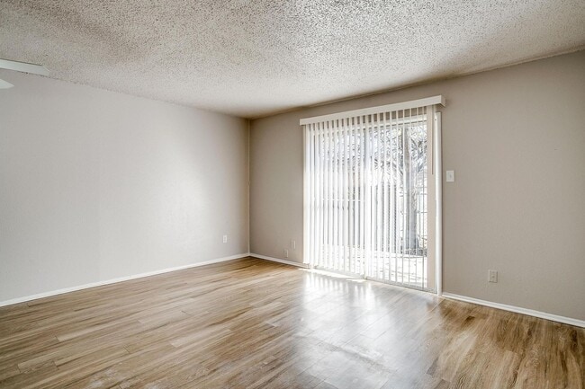Building Photo - COMPLETELY Remodeled!!