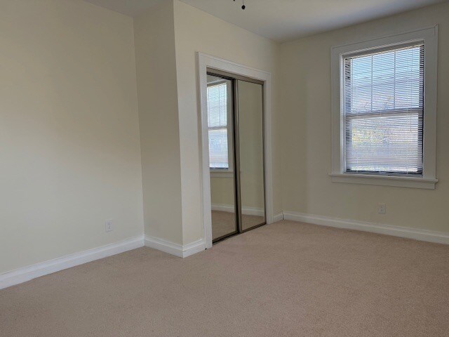 Building Photo - 2315 Park Ave