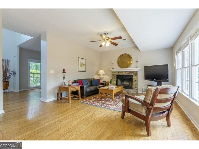 Building Photo - 2807 Forest Wood Dr