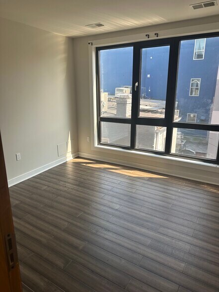 Building Photo - 2610 Georgia Ave NW