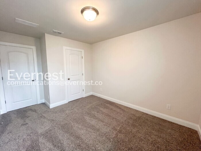 Building Photo - 4522 Skywood Ln