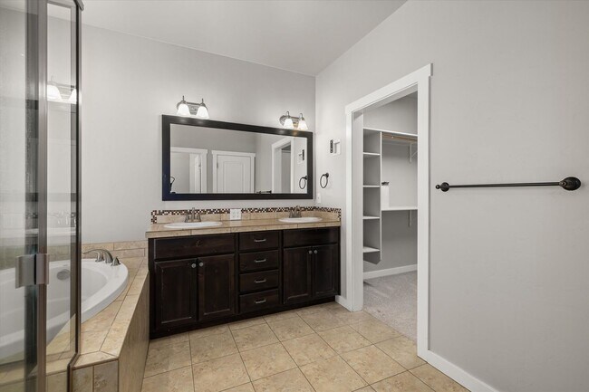 Building Photo - Charming 4?BR | 3?BA Home in Avimor