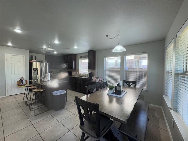 Building Photo - 1801 Willard Dr