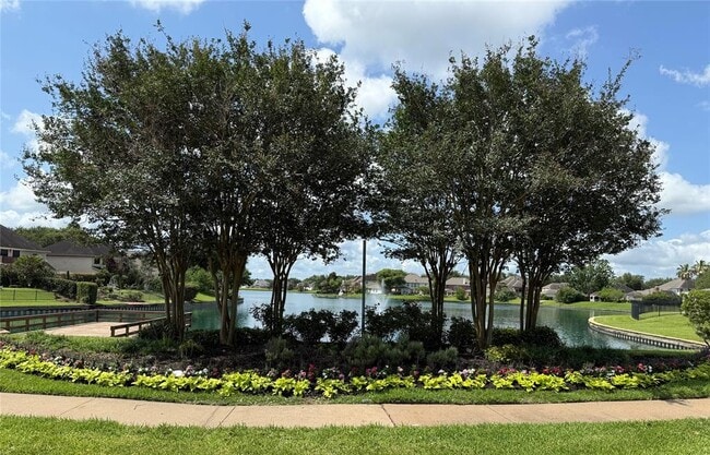 Building Photo - 6714 Portuguese Bend Dr