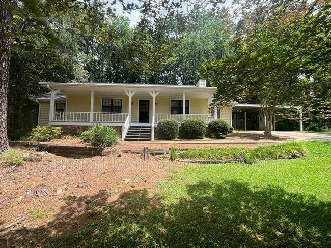 Building Photo - 916 Curry Cir SE