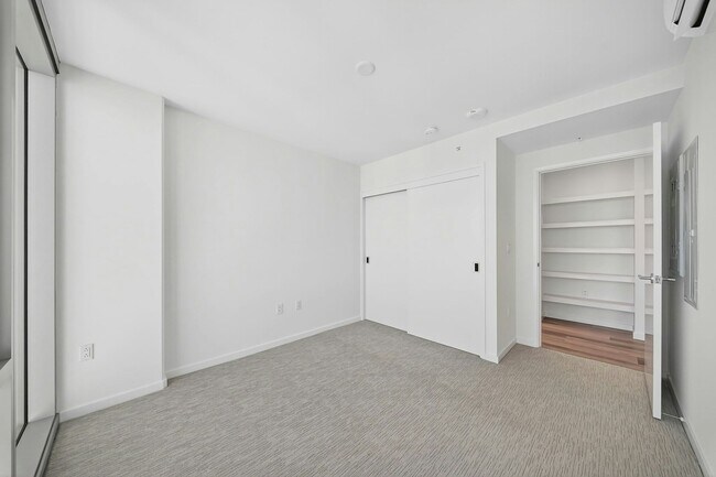 Building Photo - 1500 Rycroft St