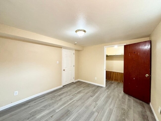 Building Photo - BALANCE OF SEPTEMBER RENT FREE!