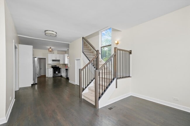 Building Photo - 9771 W 143rd St