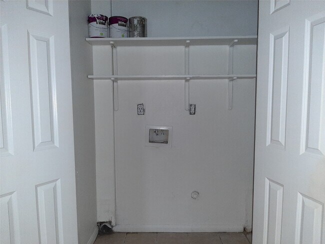 Building Photo - 4542 Otterbury Dr