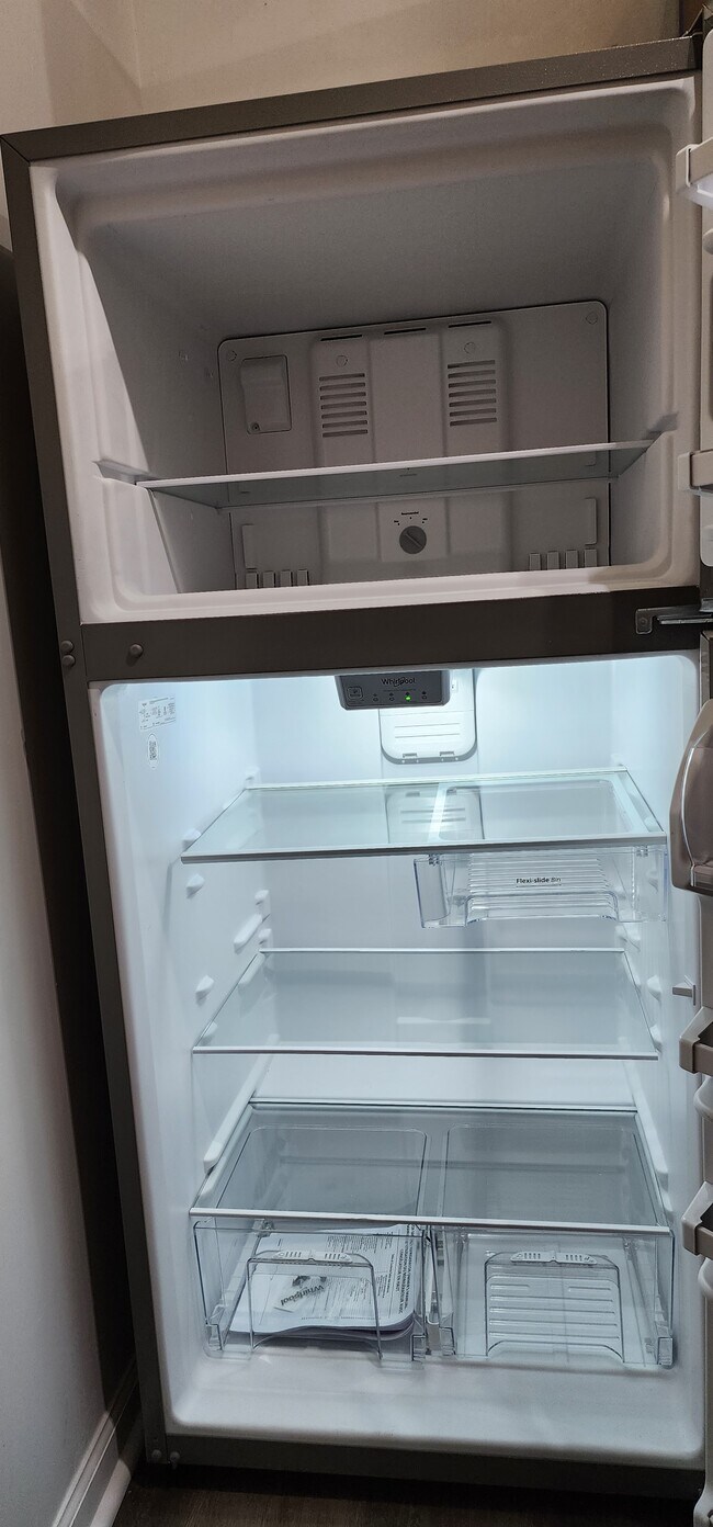 Fridge - 5620 Colter Ct