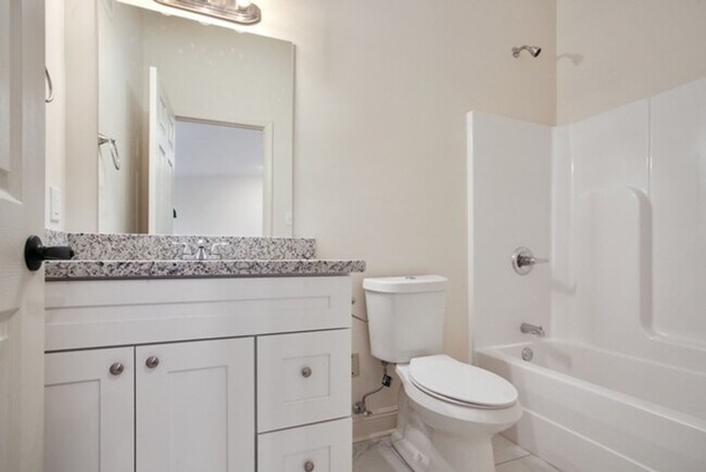 Building Photo - Renovated 1 Bed 1 Bath In Gentilly Area